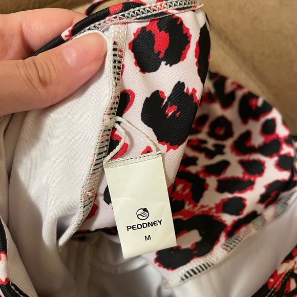 Peddney Women’s Leopard One Piece Swimsuit- M - Picture 5 of 6